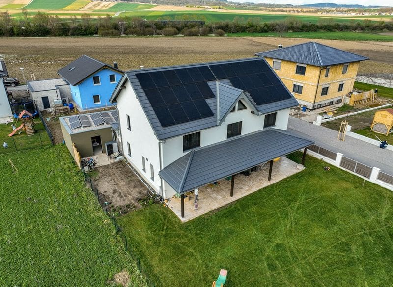 17,94kWp Süd und Ost-West